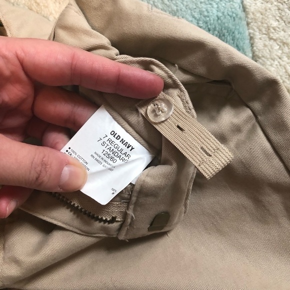 Old Navy Straight Khakis size 7 regular. 100% cotton. - Picture 5 of 7